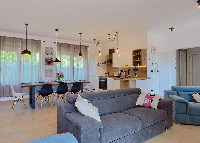 Senorita 펜션 풀라